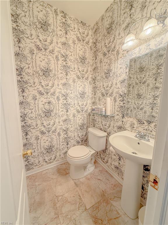 224 Southlake Place Newport News VA 23602