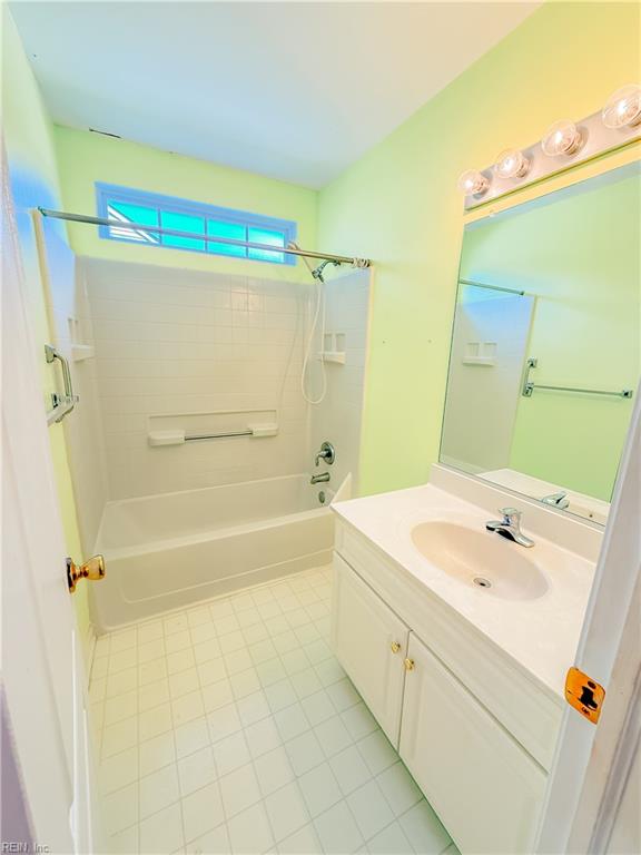 224 Southlake Place Newport News VA 23602