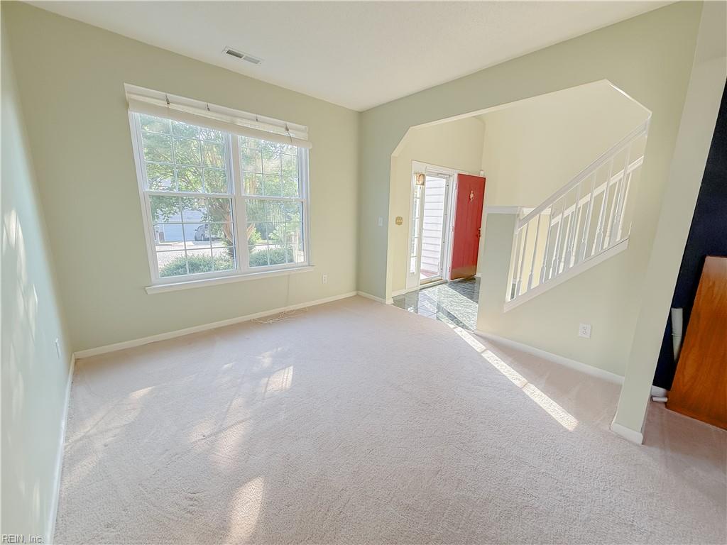 224 Southlake Place Newport News VA 23602