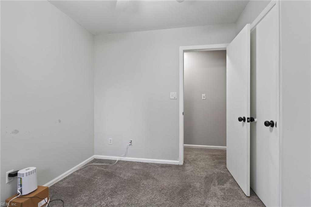 945 Red Oak Circle Newport News VA 23608