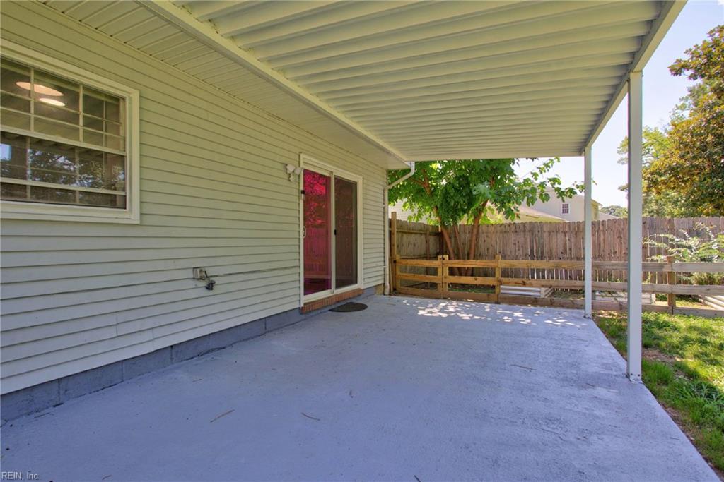 945 Red Oak Circle Newport News VA 23608