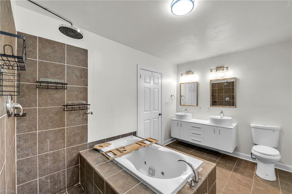 18 Langhorne Road Newport News VA 23606