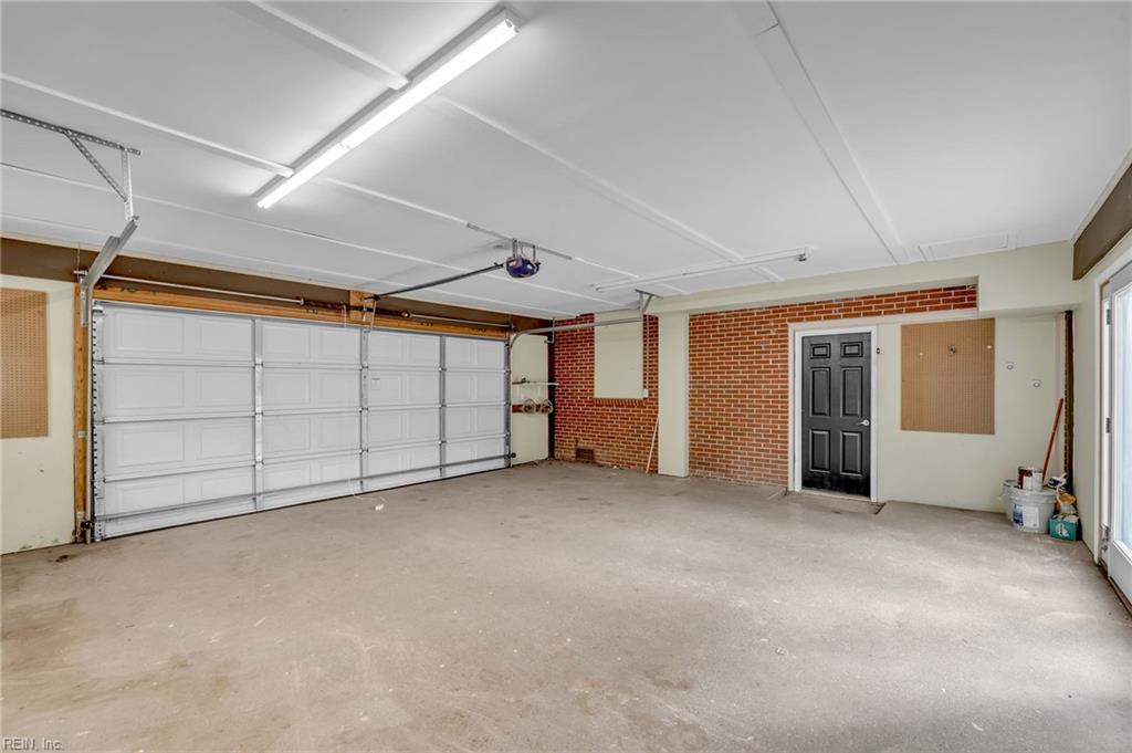 18 Langhorne Road Newport News VA 23606