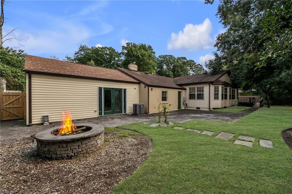 18 Langhorne Road Newport News VA 23606