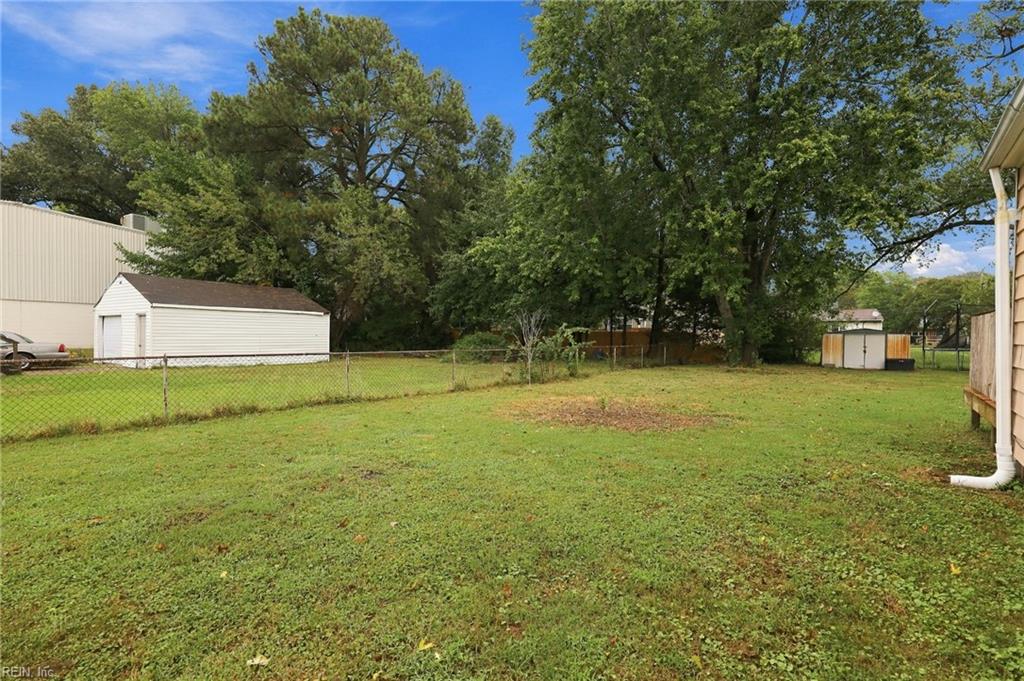 6014 Old Chestnut Avenue Newport News VA 23605