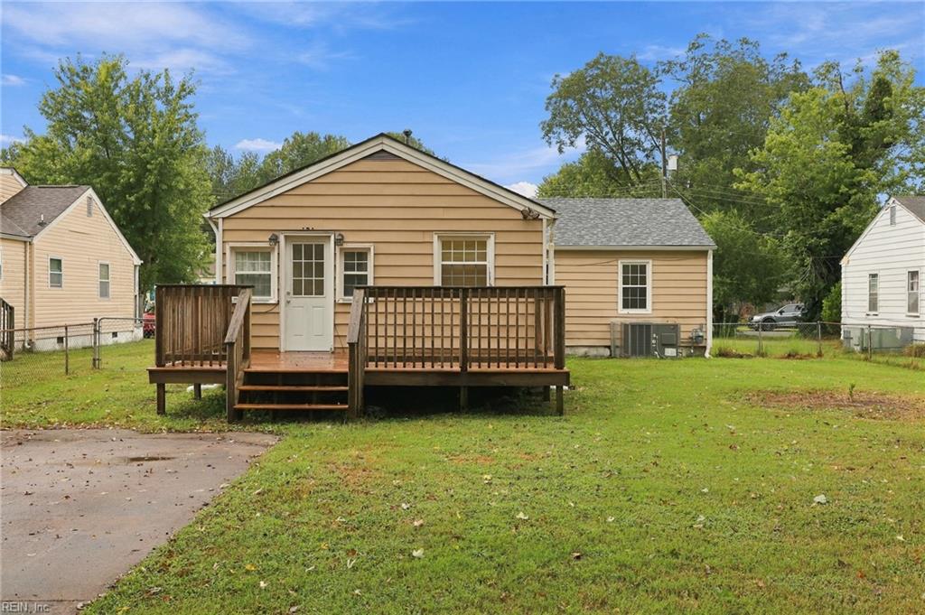 6014 Old Chestnut Avenue Newport News VA 23605