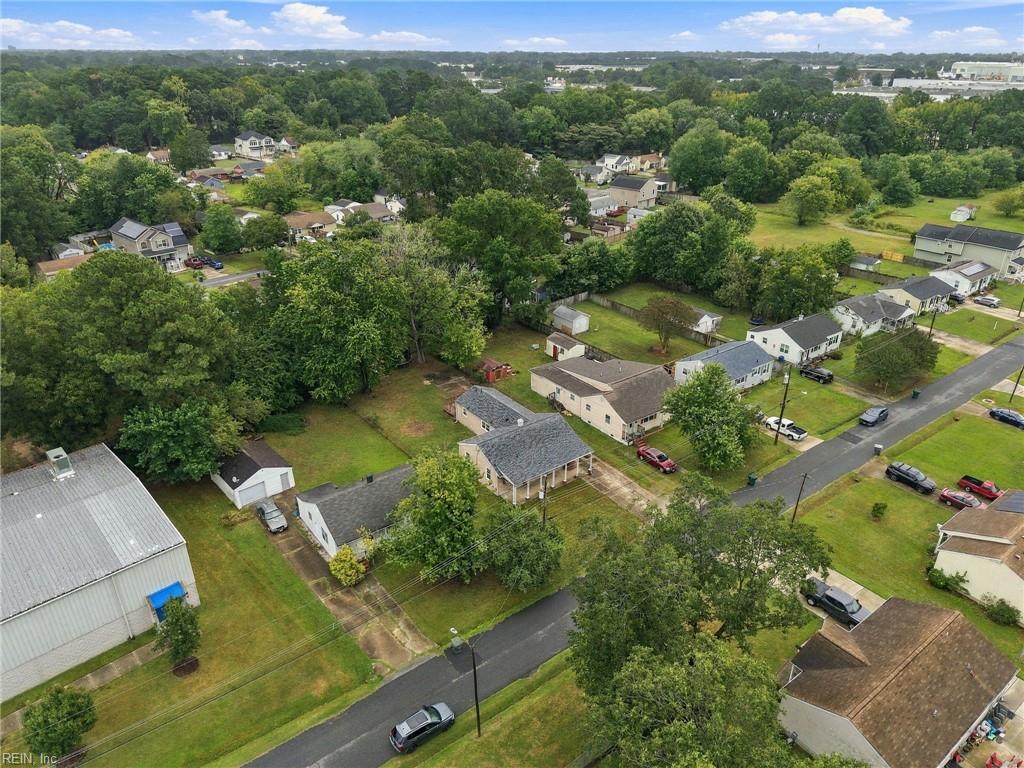 6014 Old Chestnut Avenue Newport News VA 23605