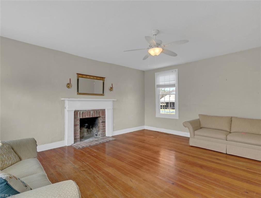 3557 Enos Road Gloucester VA 23061