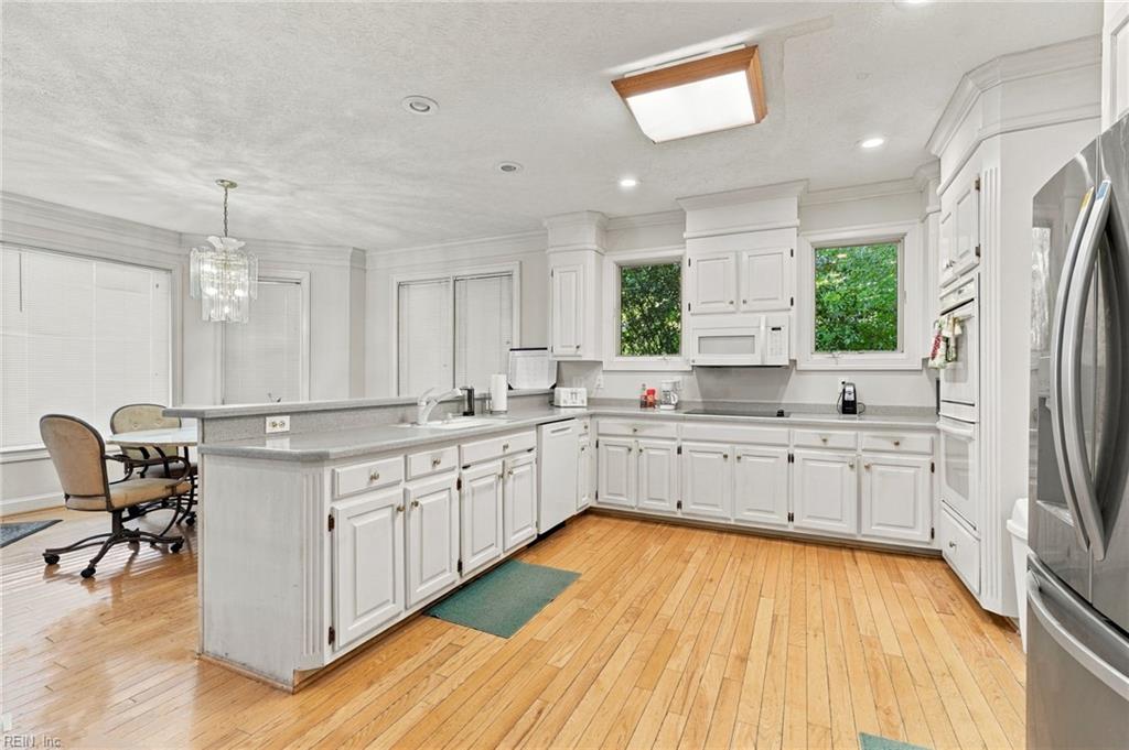205 Chase Oak Court Yorktown VA 23693