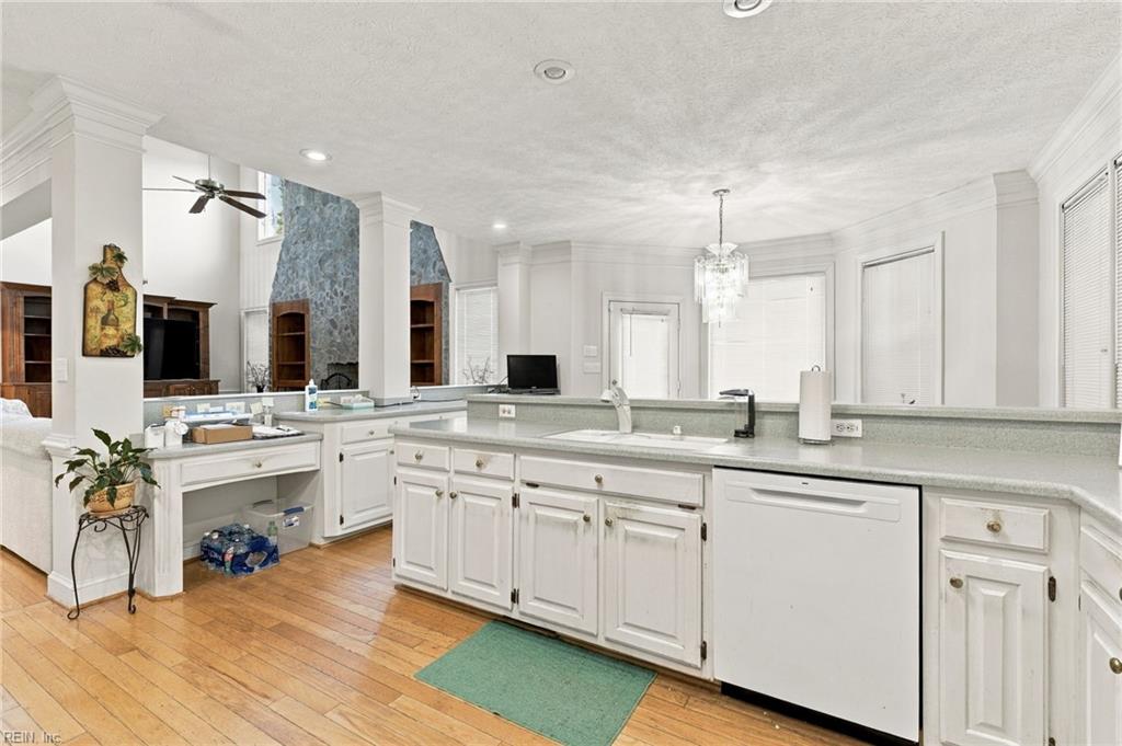 205 Chase Oak Court Yorktown VA 23693
