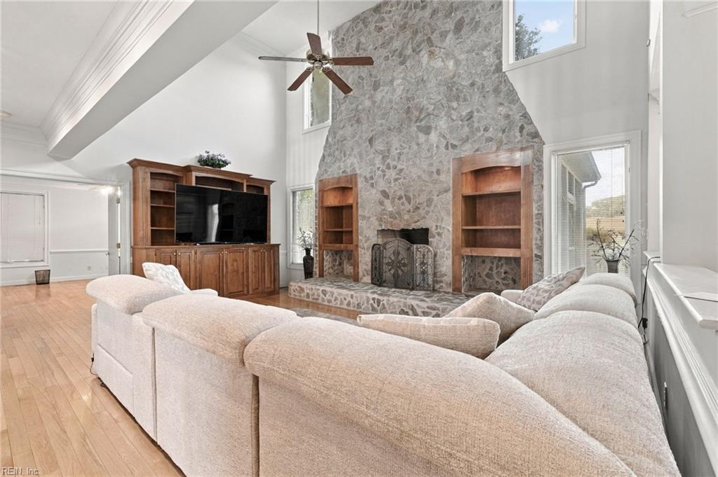 205 Chase Oak Court Yorktown VA 23693