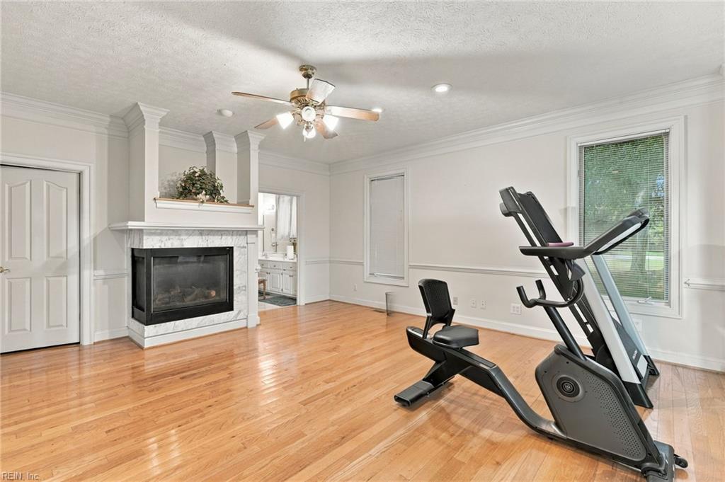 205 Chase Oak Court Yorktown VA 23693