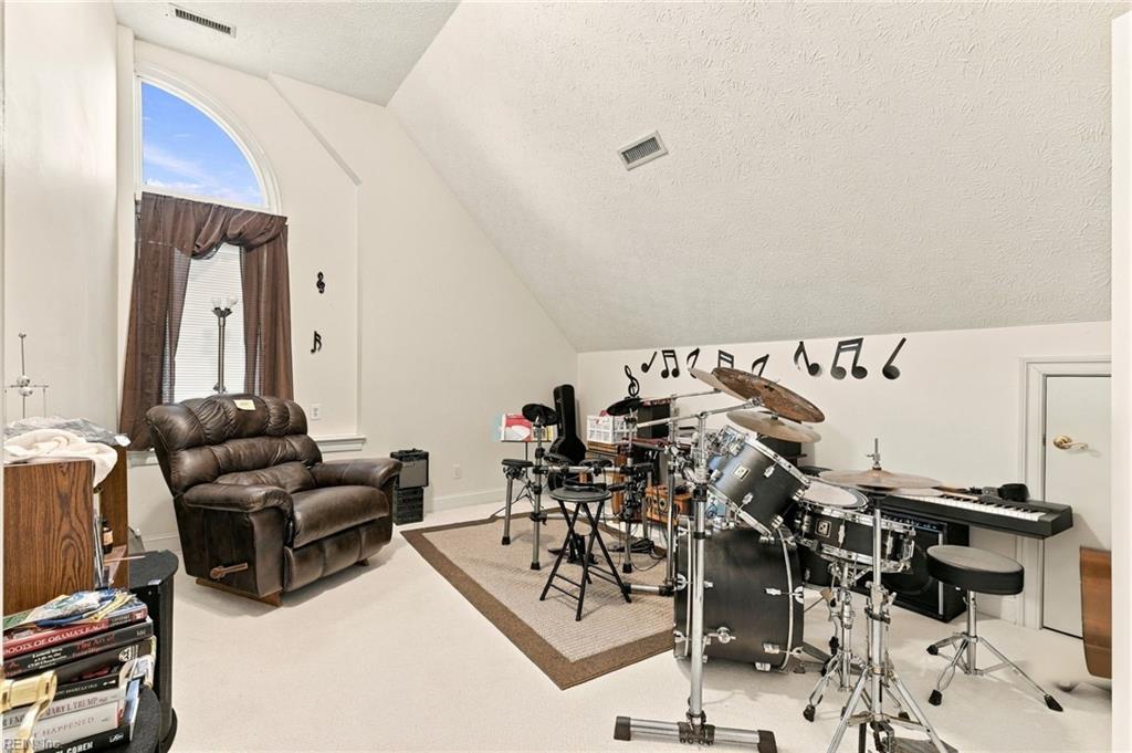 205 Chase Oak Court Yorktown VA 23693