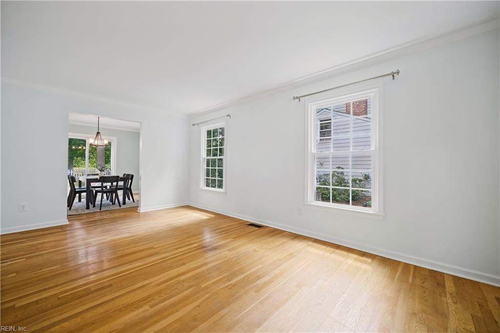 758 Village Green Parkway Newport News VA 23602