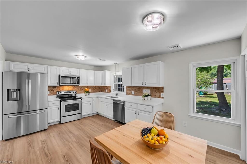 4 Cottage Lane Newport News VA 23603