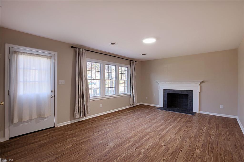 363 Paulette Drive Newport News VA 23608