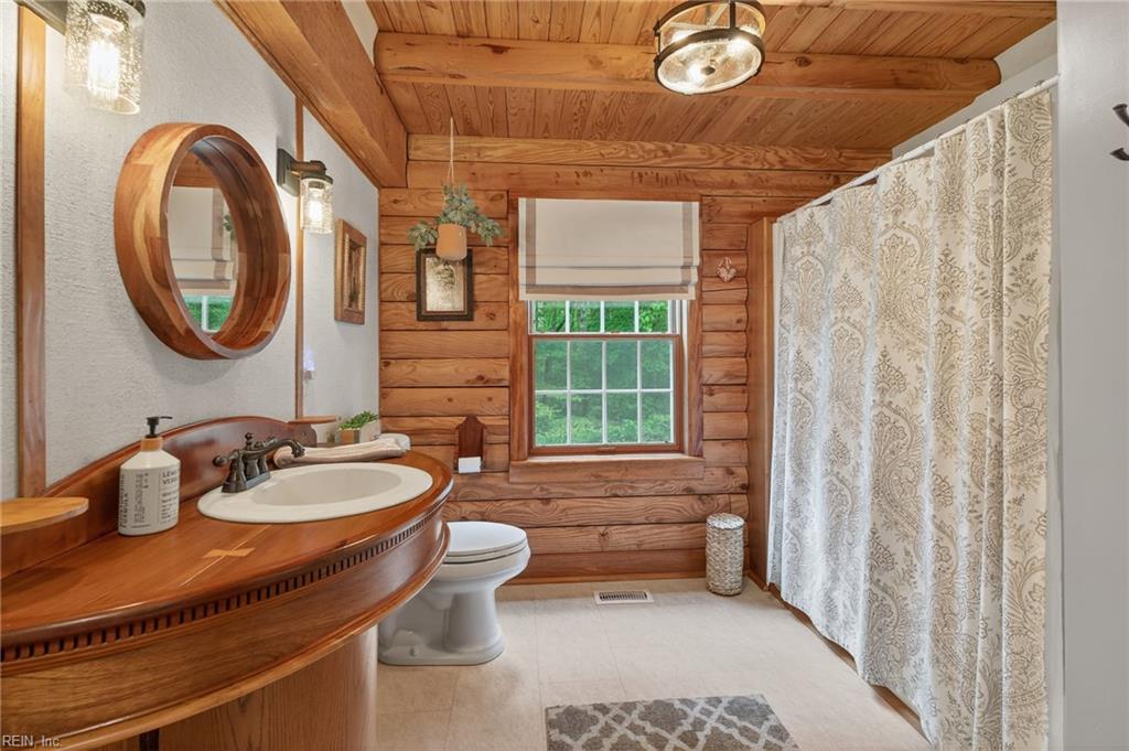 6010 Belroi Farms Drive Gloucester VA 23061