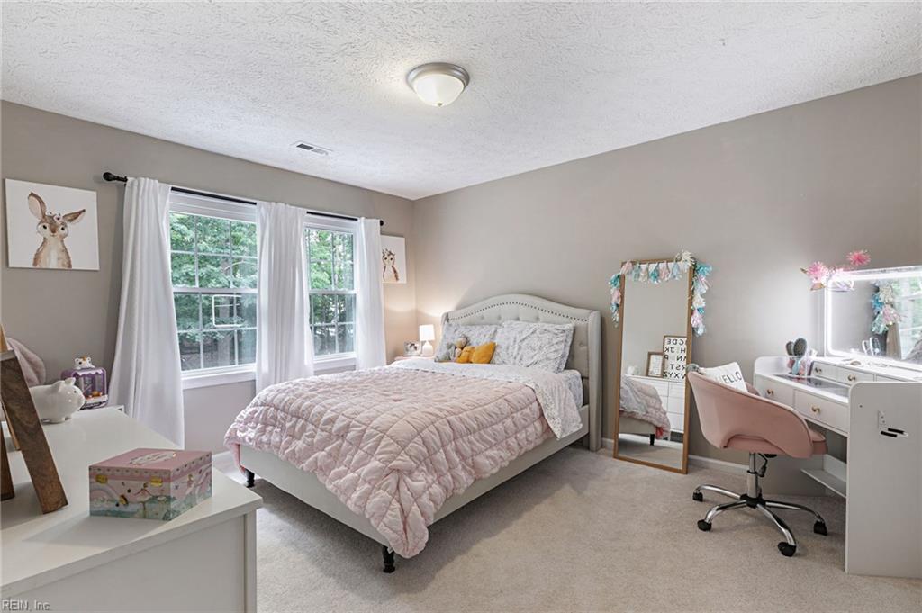 330 Williamsburg Court Newport News VA 23606