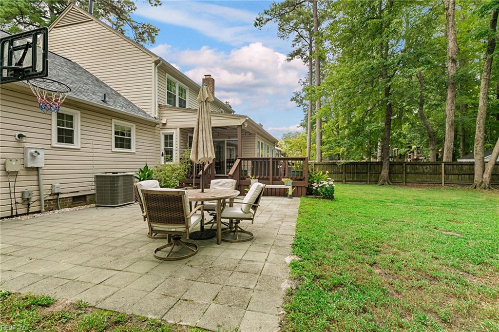 330 Williamsburg Court Newport News VA 23606