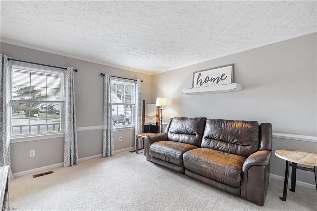330 Williamsburg Court Newport News VA 23606