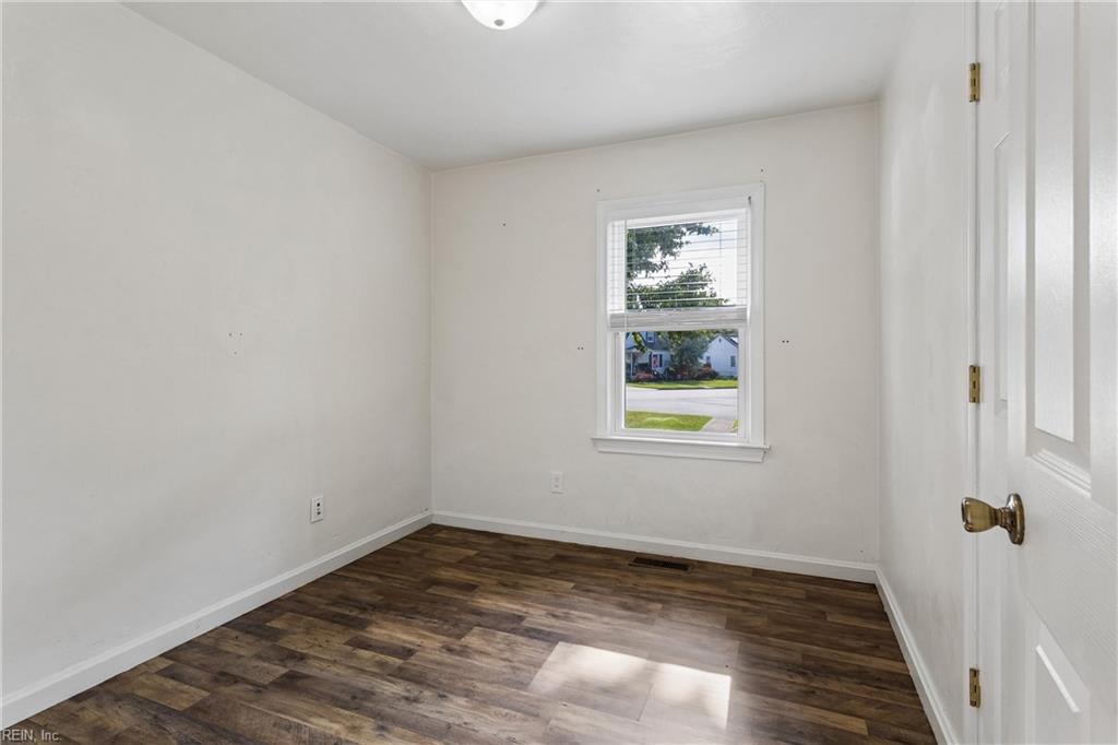 612 Sun Court Newport News VA 23605