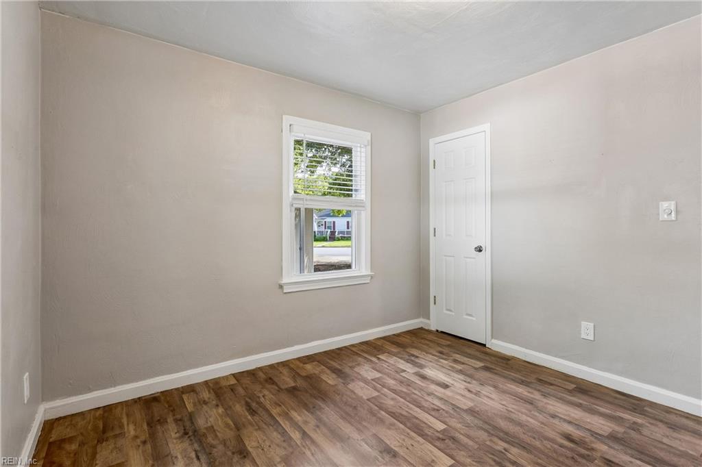 612 Sun Court Newport News VA 23605