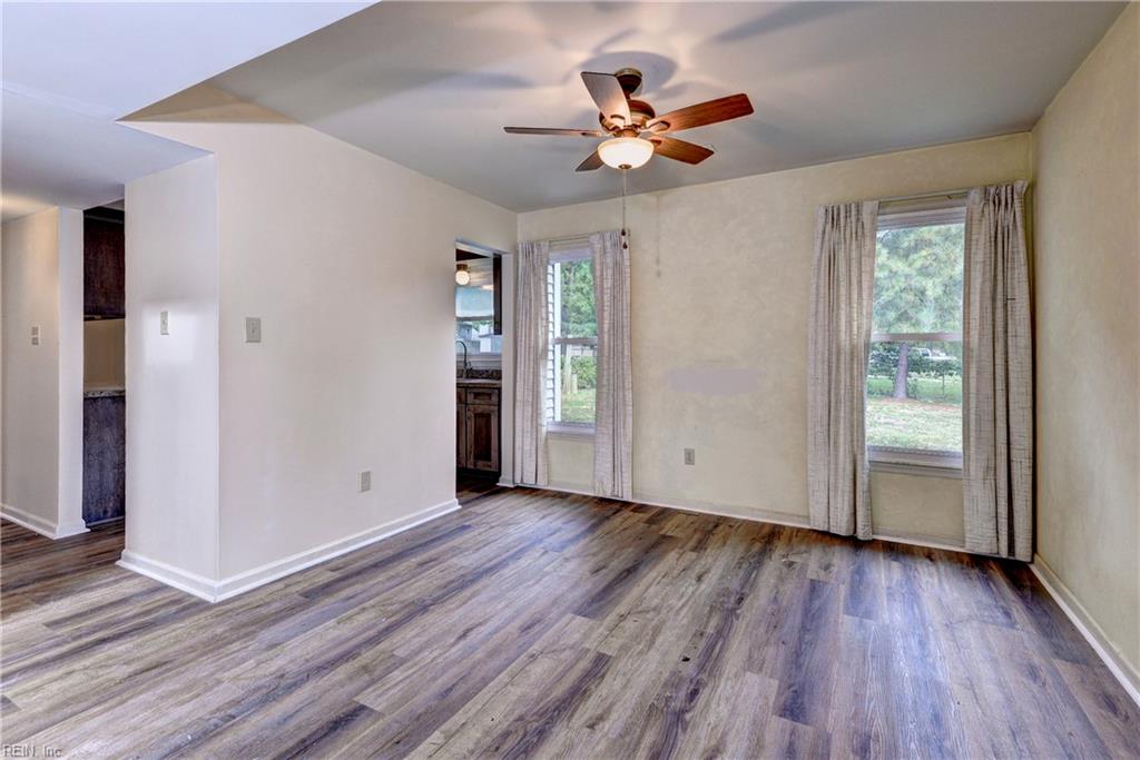 157 Robinhood Lane Newport News VA 23602