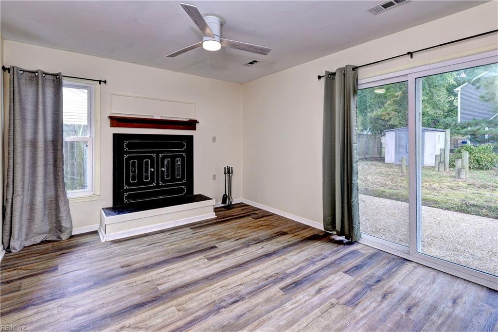 157 Robinhood Lane Newport News VA 23602