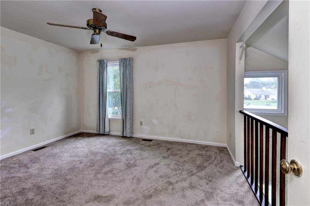 157 Robinhood Lane Newport News VA 23602