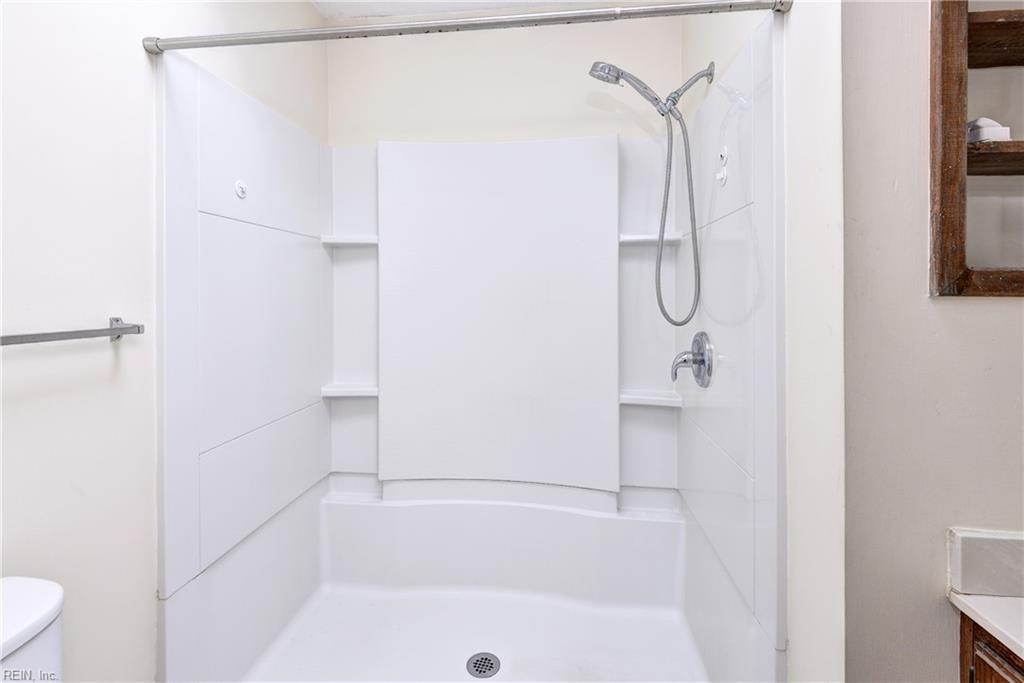 157 Robinhood Lane Newport News VA 23602