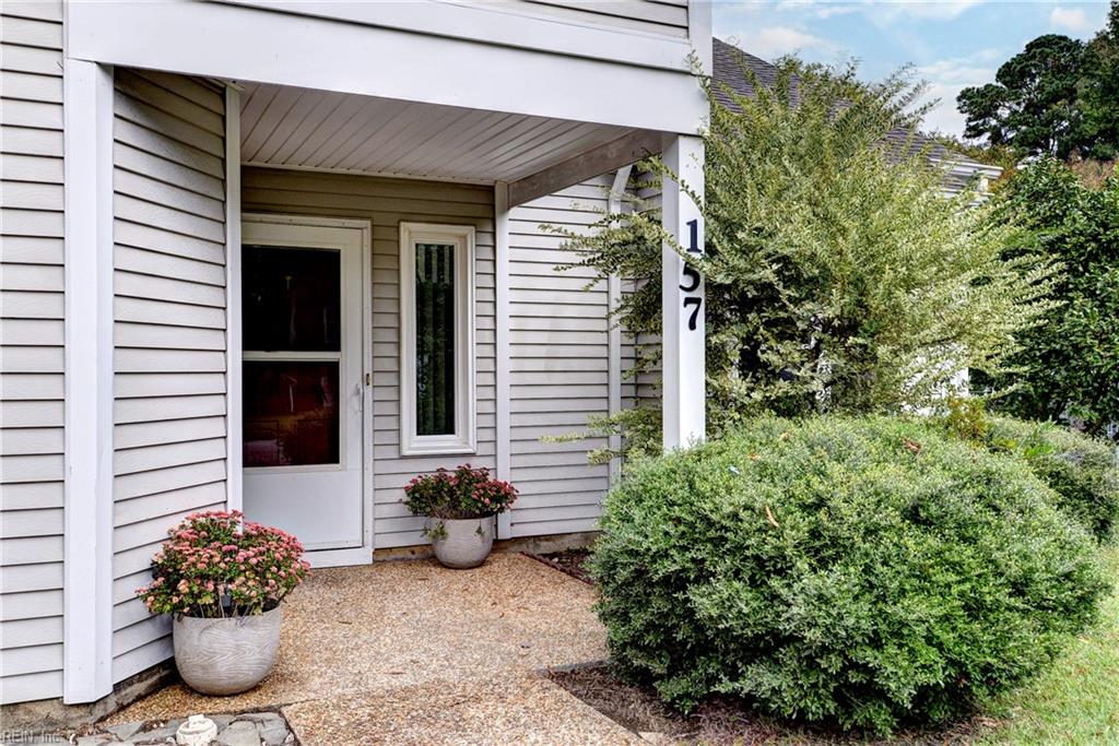 157 Robinhood Lane Newport News VA 23602