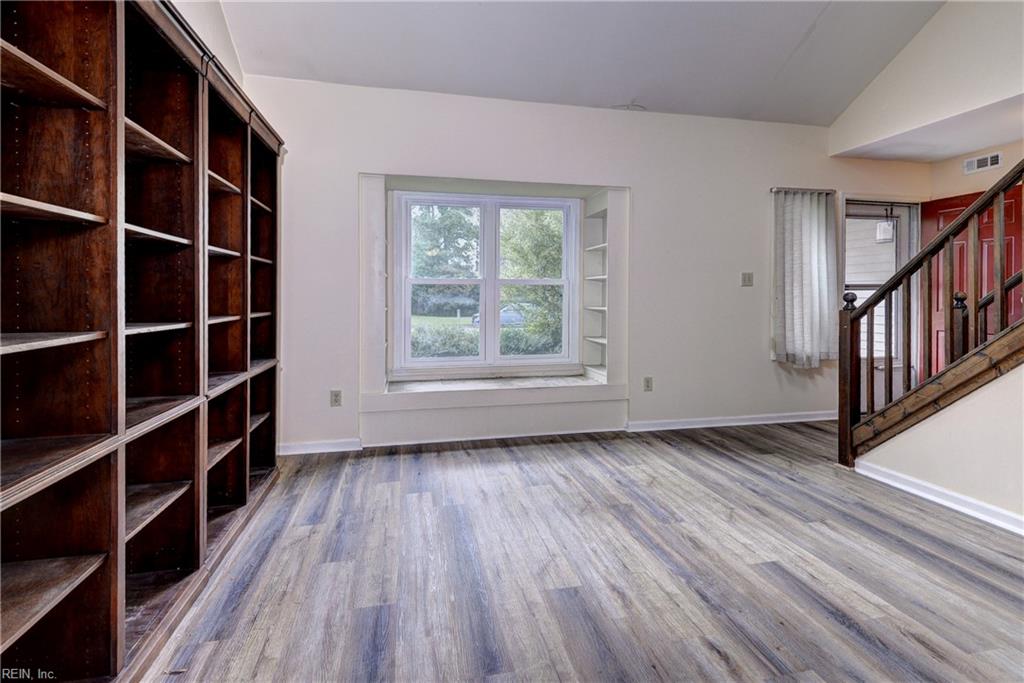 157 Robinhood Lane Newport News VA 23602