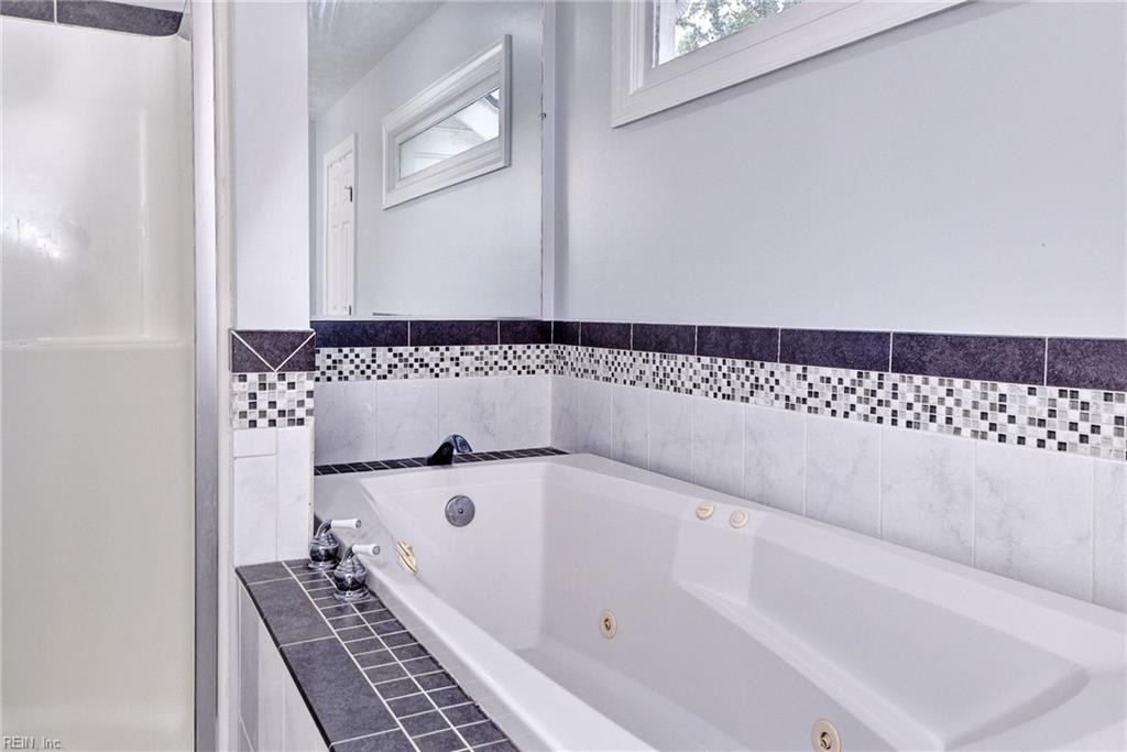 100 E Wedgwood Drive Yorktown VA 23693