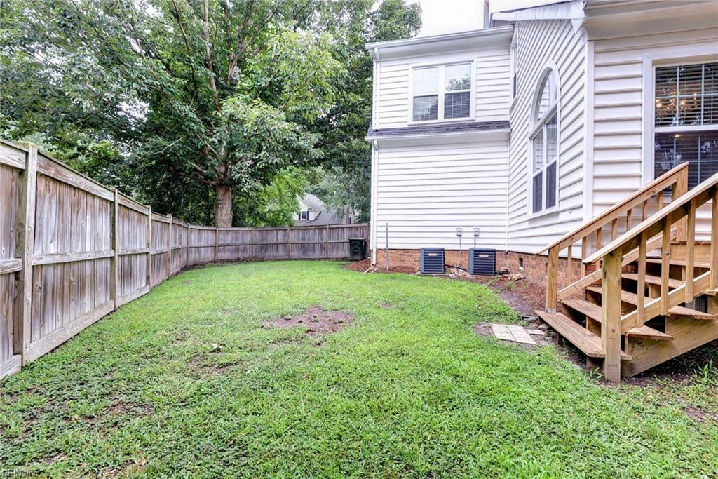 100 E Wedgwood Drive Yorktown VA 23693