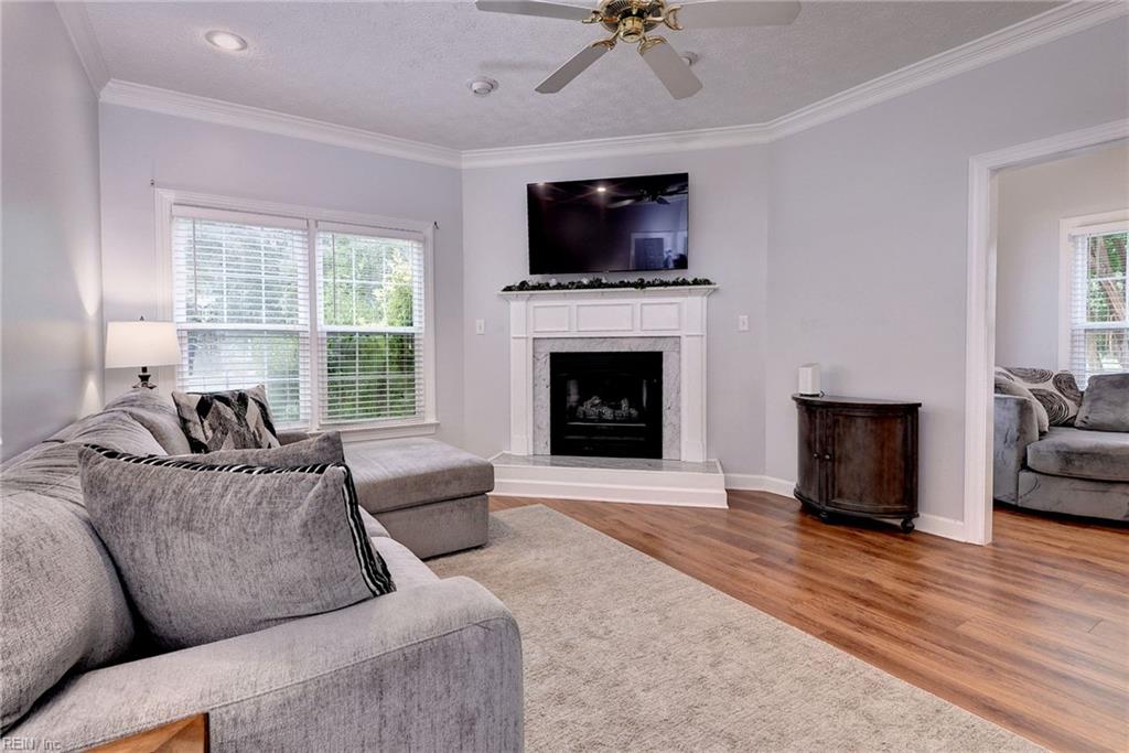 100 E Wedgwood Drive Yorktown VA 23693