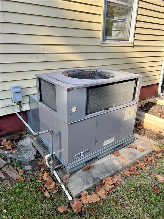 2212 Orcutt Avenue Newport News VA 23607