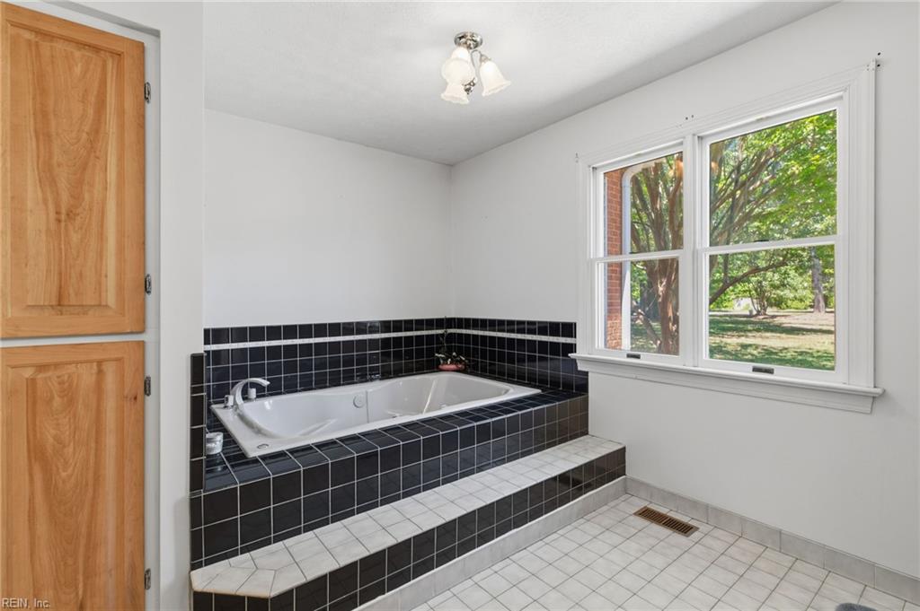 5508 York Haven Lane Gloucester VA 23061