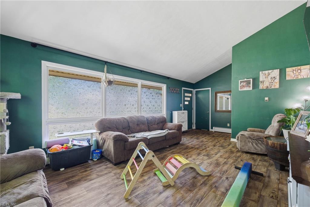 22 Garfield Drive Newport News VA 23608