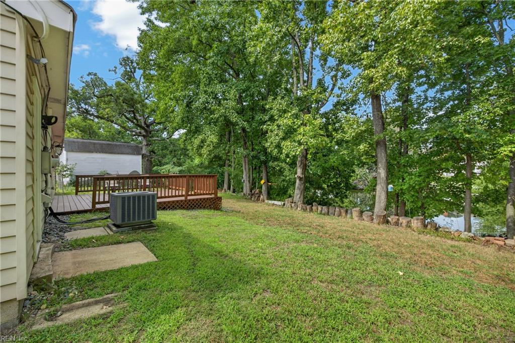 17 Stoneybrook Lane Newport News VA 23608