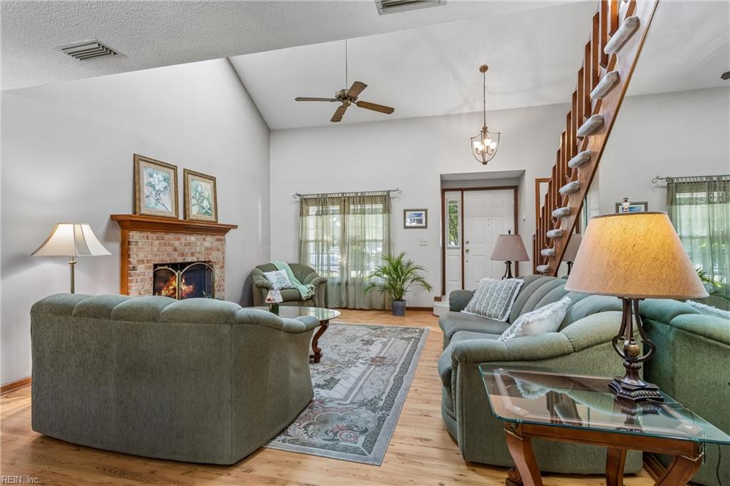 867 Belvoir Circle Newport News VA 23608