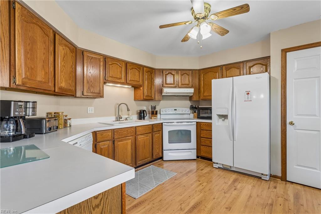 867 Belvoir Circle Newport News VA 23608
