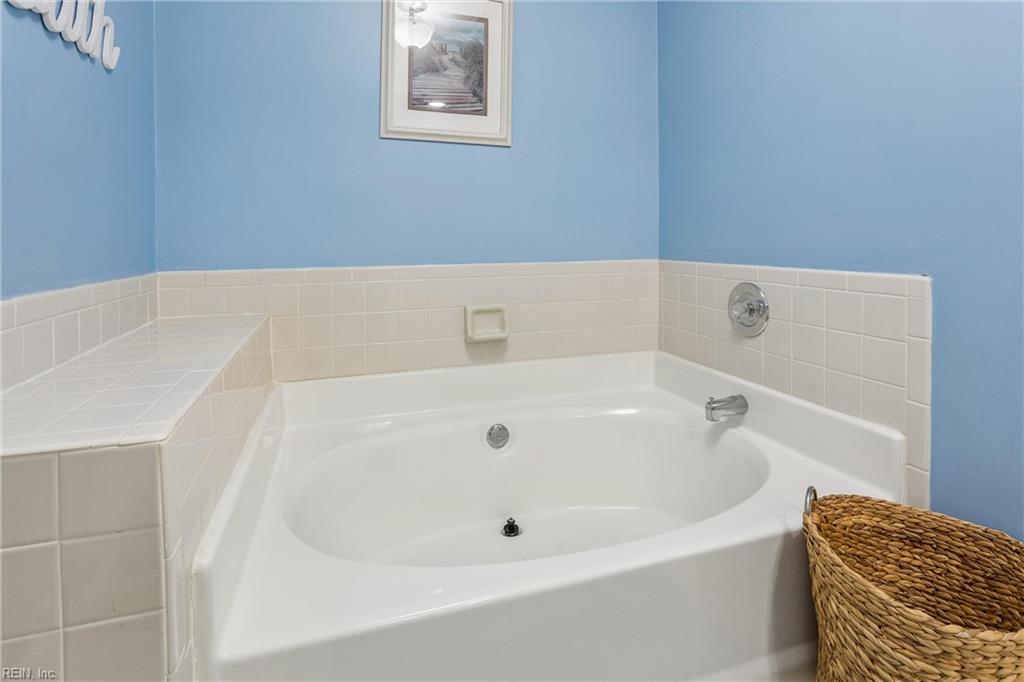 867 Belvoir Circle Newport News VA 23608