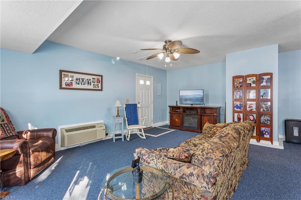 867 Belvoir Circle Newport News VA 23608