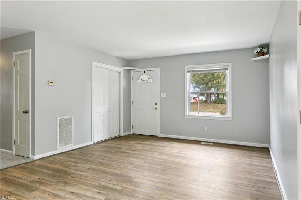 5 Rugby Road Newport News VA 23606