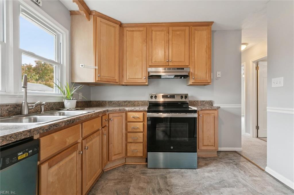 5 Rugby Road Newport News VA 23606