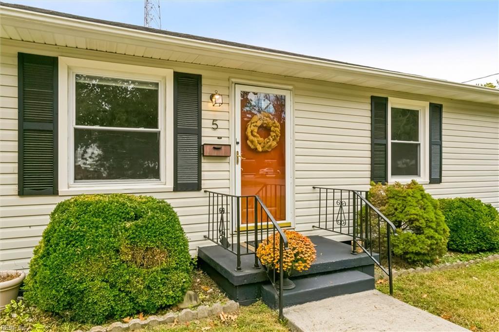 5 Rugby Road Newport News VA 23606