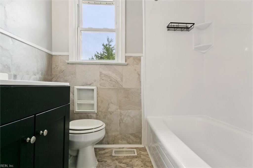 5 Rugby Road Newport News VA 23606