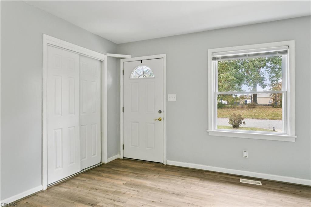 5 Rugby Road Newport News VA 23606