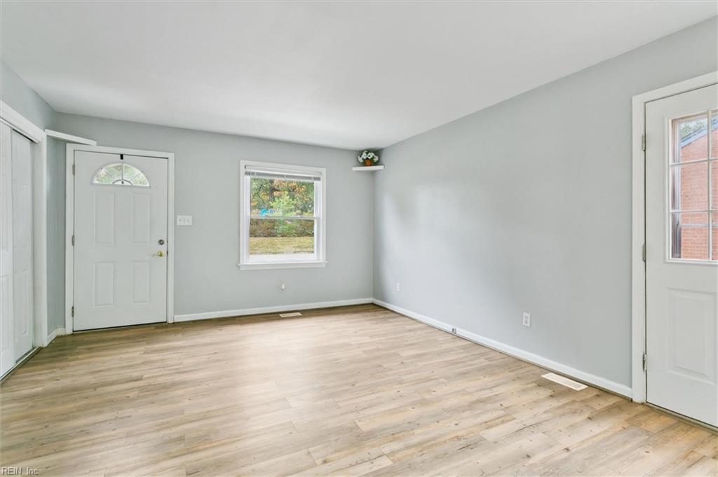 5 Rugby Road Newport News VA 23606