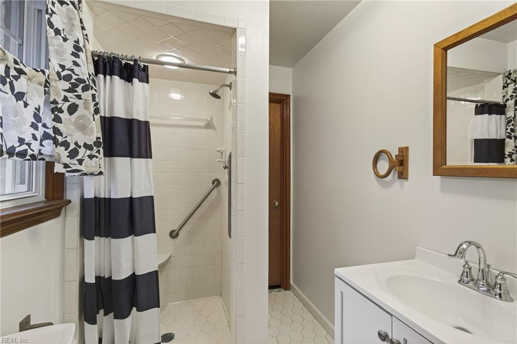 14 Belmont Road Newport News VA 23601